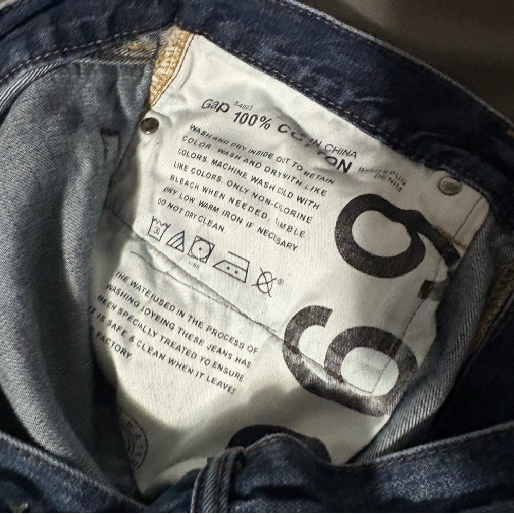 Gap 1969 Authentic Straight Leg Jeans 35x30 EUC - Picture 4 of 7